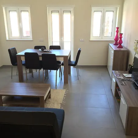 Mondego Terrace